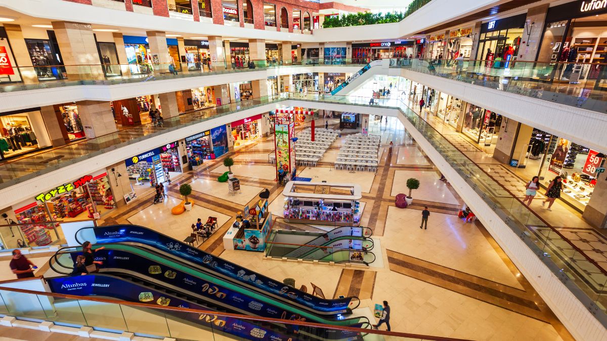 Smart Malls: Leveraging Connectivity to Compete with E-Commerce